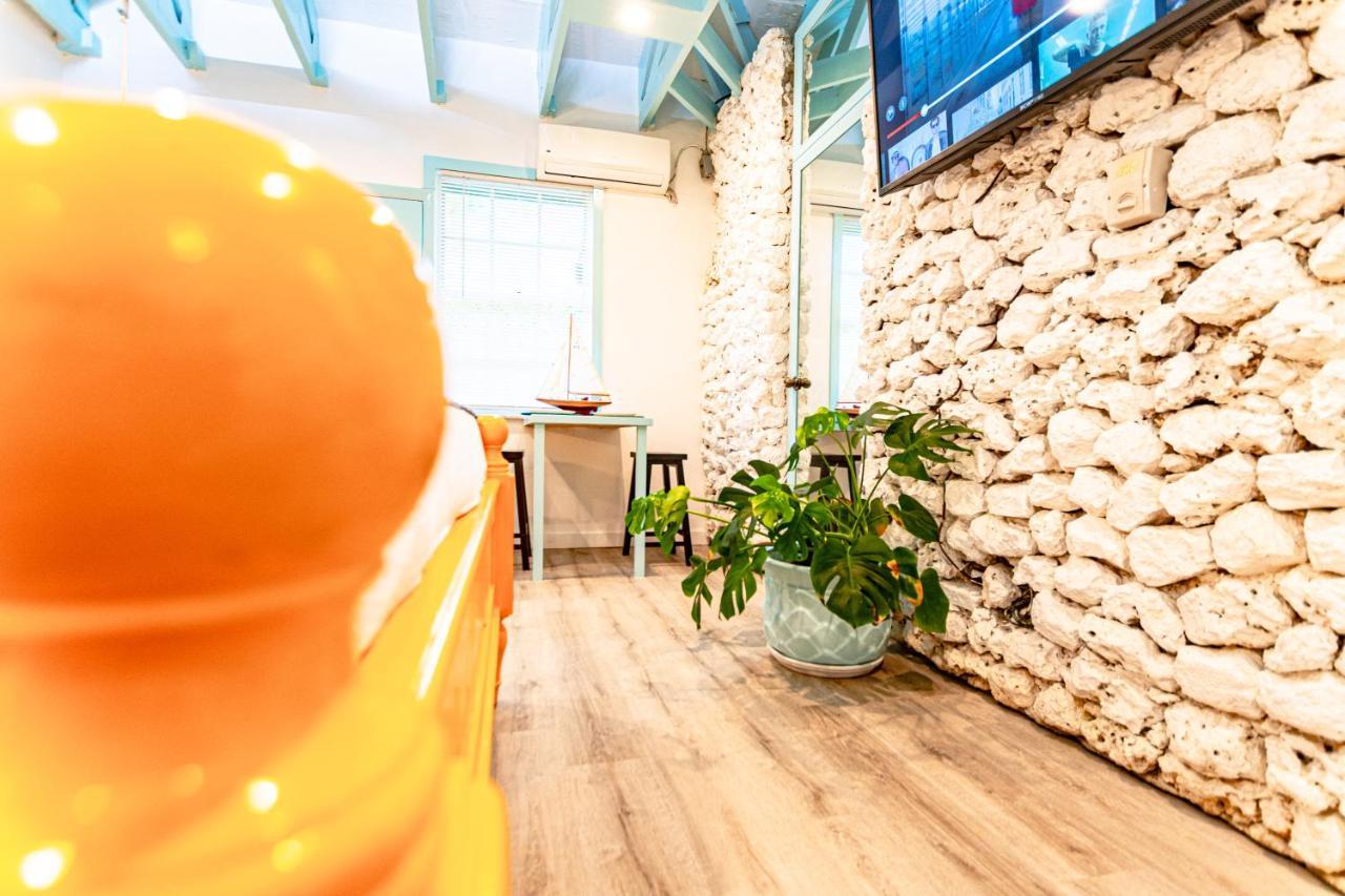 Studio Candy At Viking Hill - Love Beach Нассау Экстерьер фото